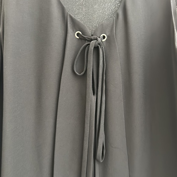 Trouvé Tie Blouse in Black (M) - Picture 4 of 4